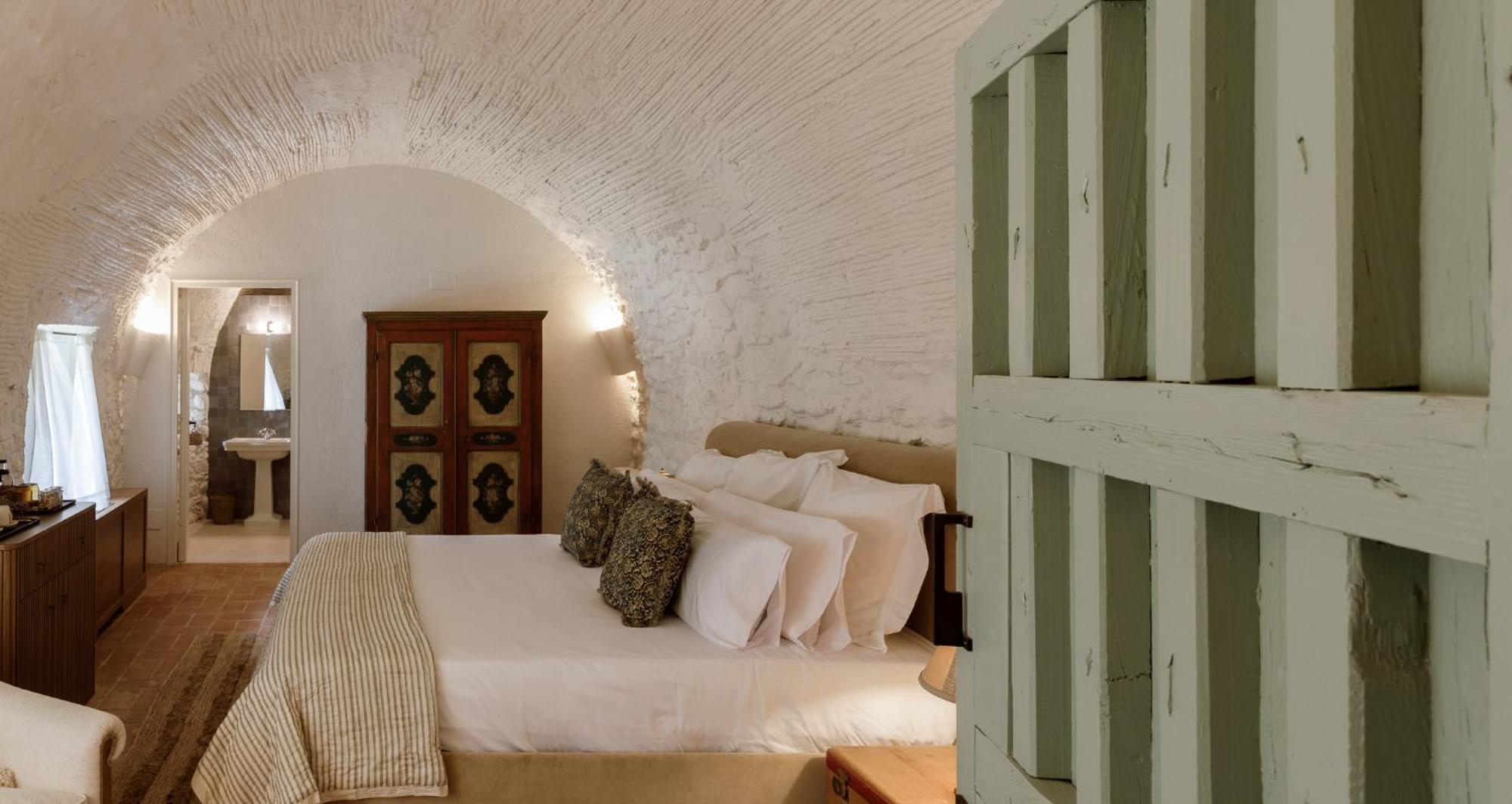 Hotel Castell De Vallgornera Peralada Extérieur photo