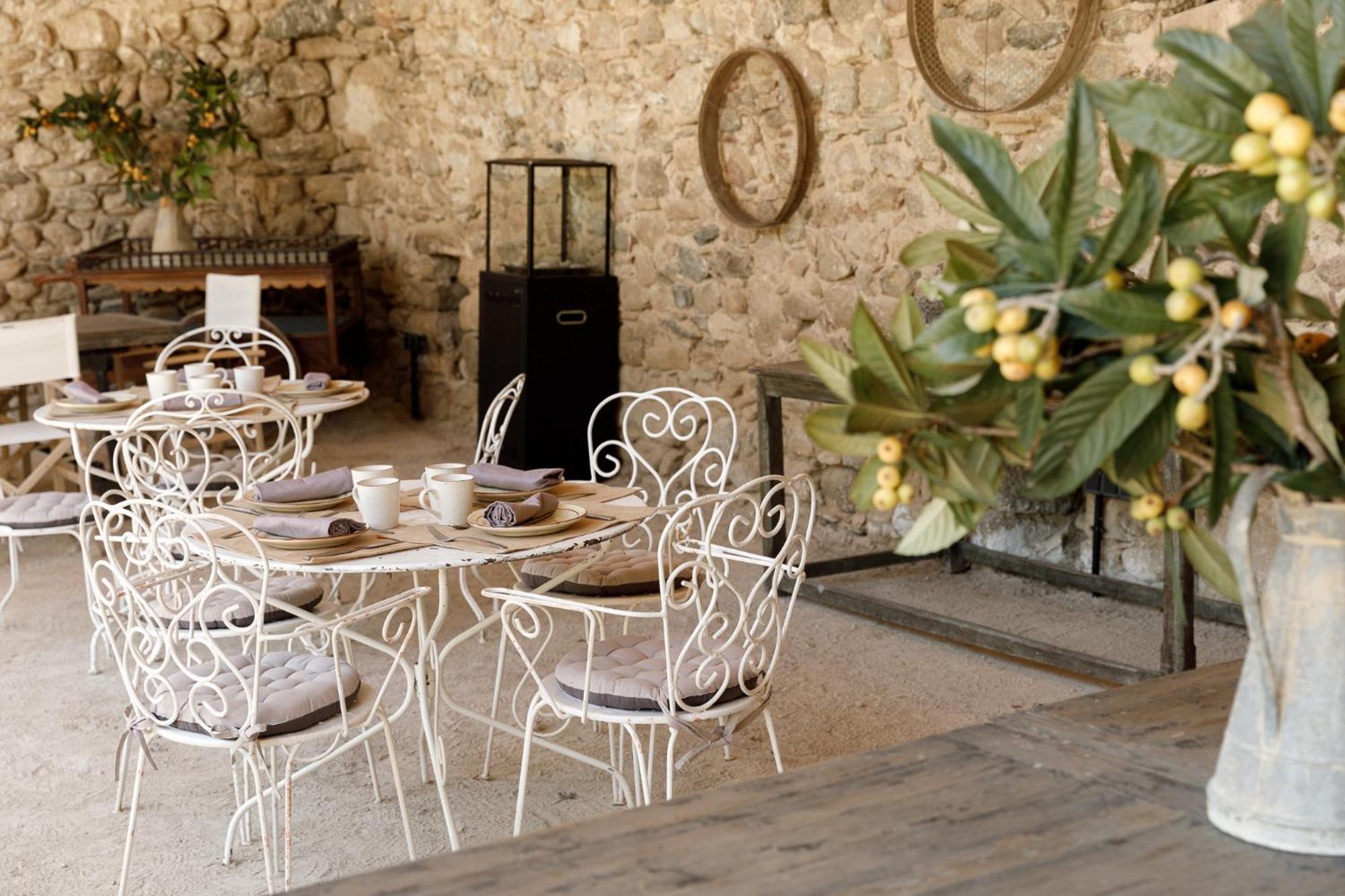 Hotel Castell De Vallgornera Peralada Extérieur photo